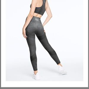 Victoria’s Secret seamless workout pant